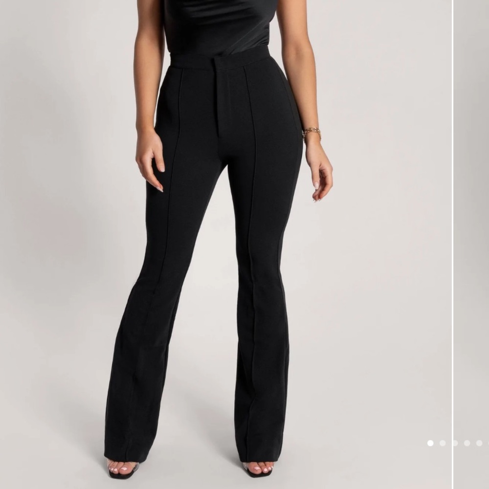 Meshki ZENDAYA Highwaisted Flare Pants